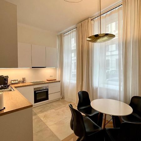 Zentrale Wohlfuehloase Leilighet Wien Eksteriør bilde