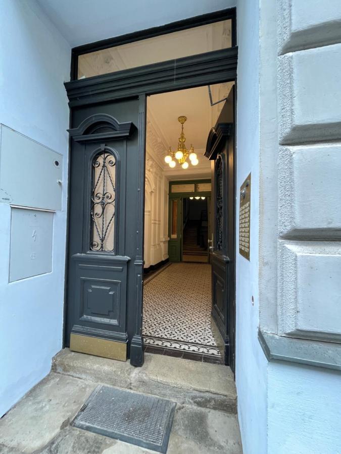 Zentrale Wohlfuehloase Leilighet Wien Eksteriør bilde